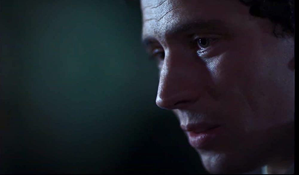 帰らない日曜日の画像