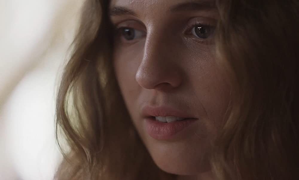 帰らない日曜日の画像