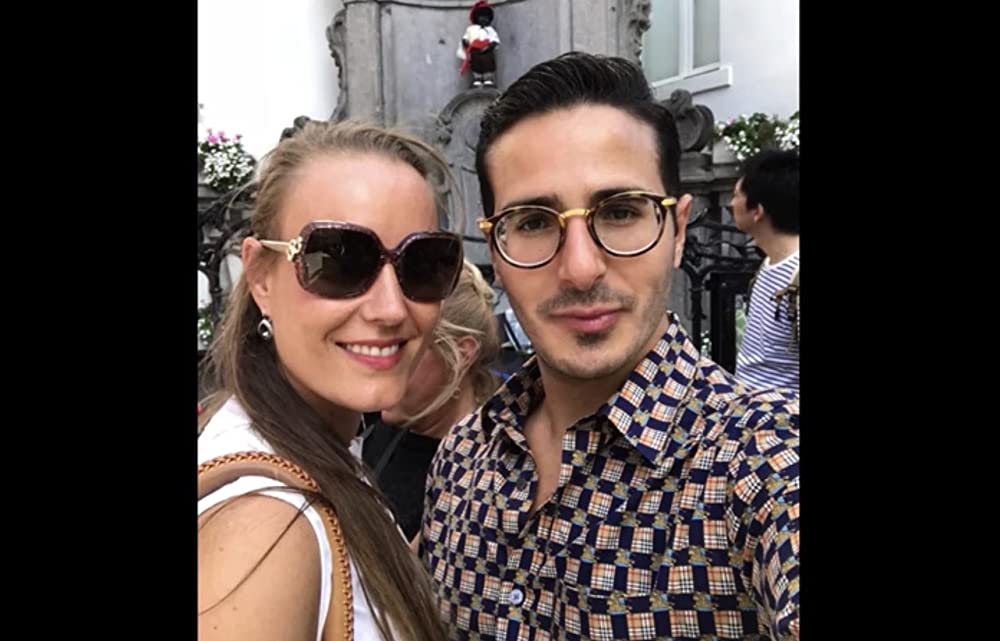 Tinder詐欺師：恋愛は大金を生むの画像