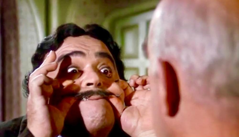 名探偵登場の画像