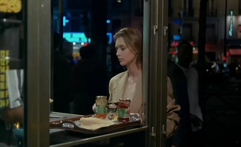 パリ、18区、夜。の画像