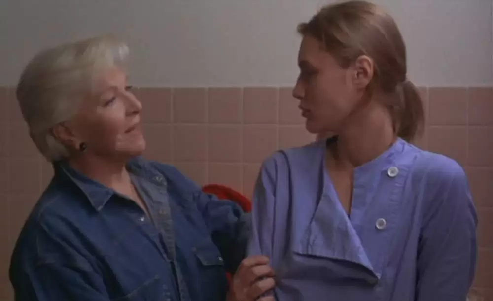 パリ、18区、夜。の画像