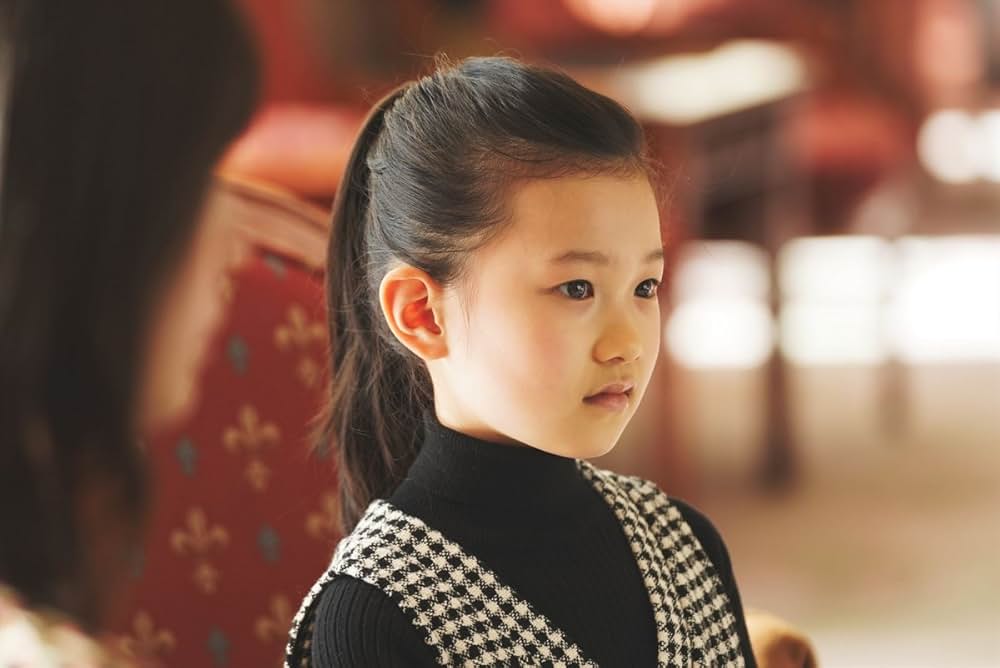 月の満ち欠けの画像