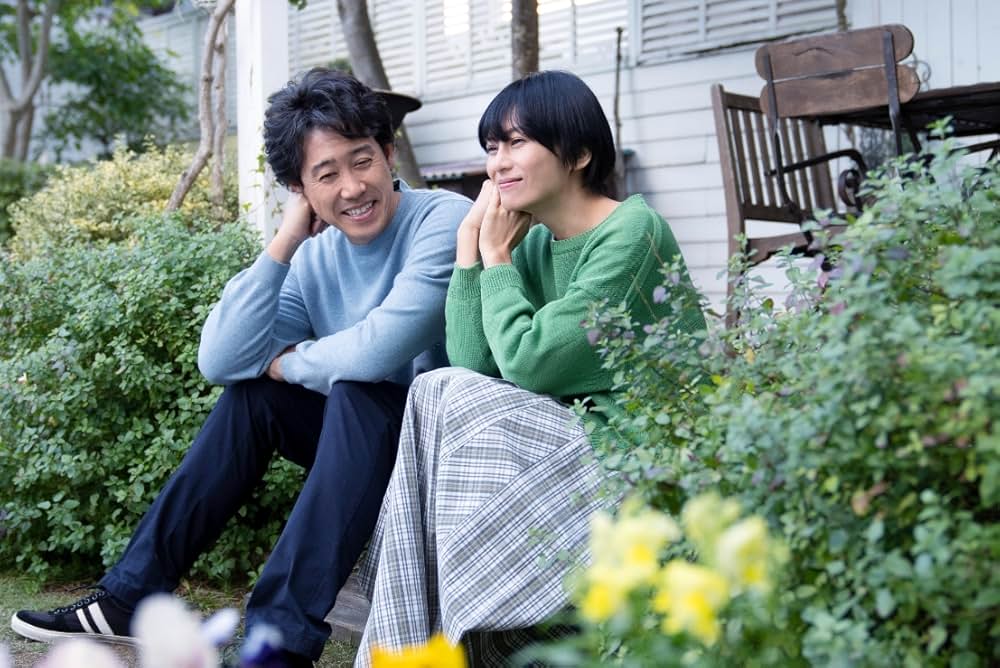 月の満ち欠けの画像