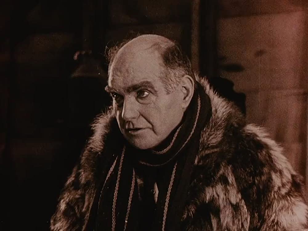 東への道の画像