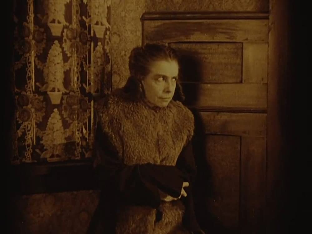 東への道の画像