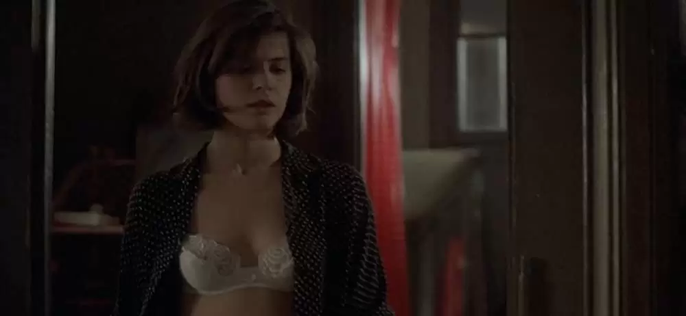 トリコロール／赤の愛の画像