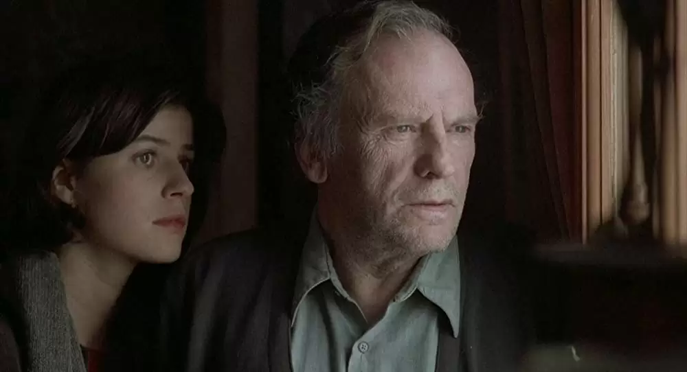 トリコロール／赤の愛の画像