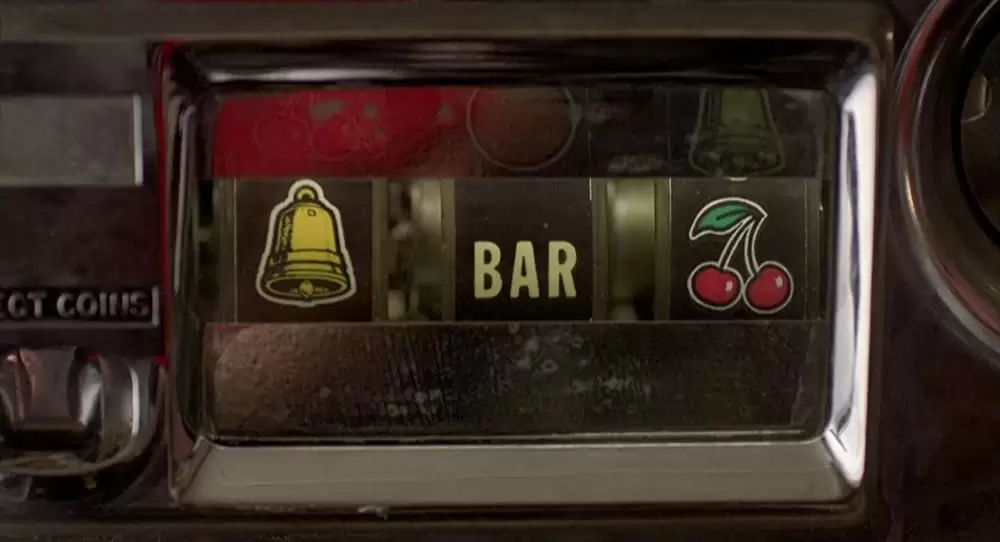 トリコロール／赤の愛の画像