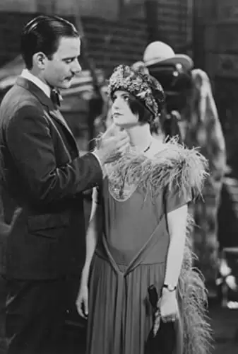 「ミセス・パーカー／ジャズエイジの華」ジェニファー・ジェイソン・リー & キャンベル・スコットの画像