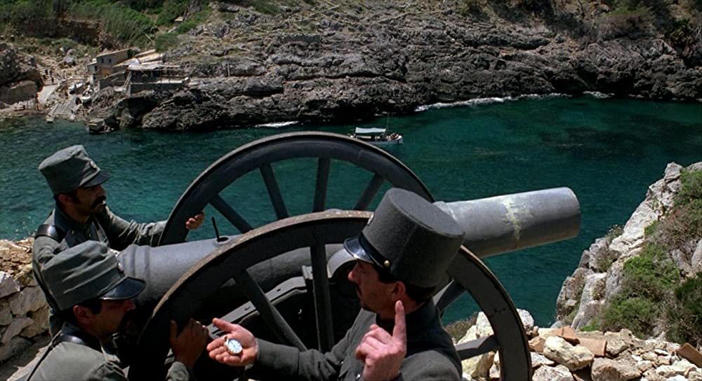 地中海殺人事件の画像