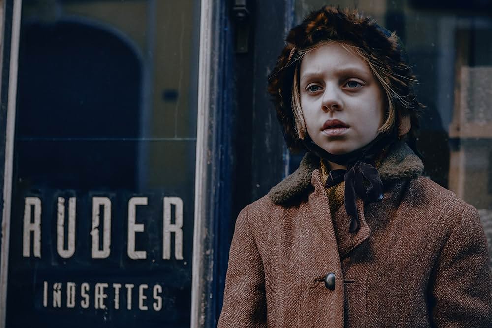 その瞳に映るのはの画像