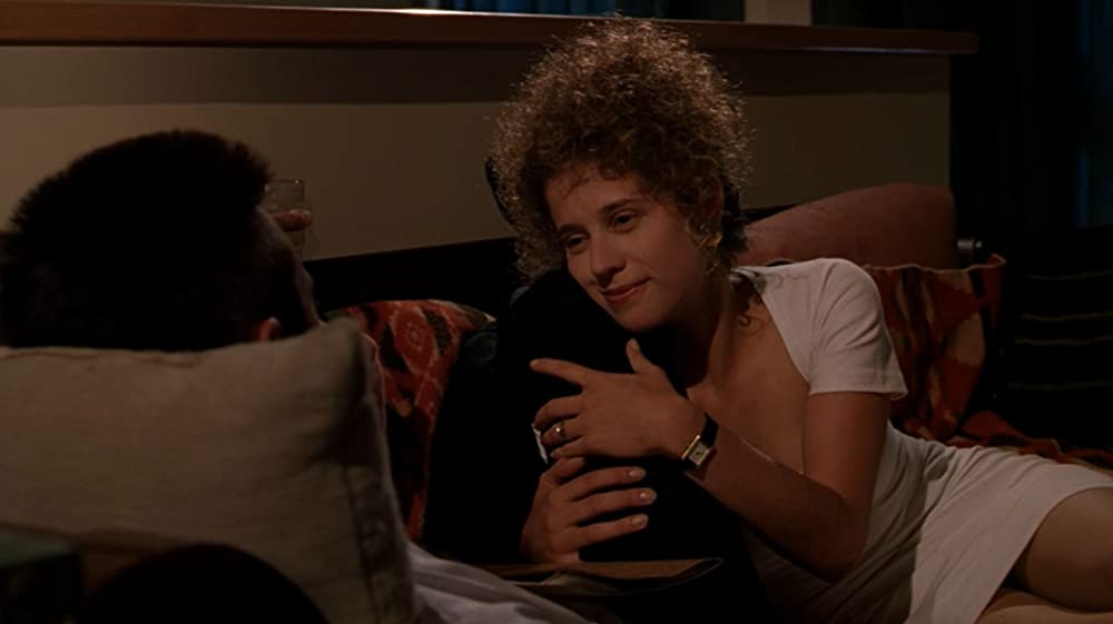 「背徳の囁き」ナンシー・トラビスの画像