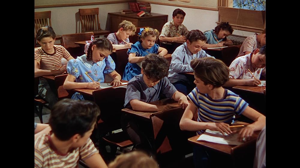 緑色の髪の少年の画像