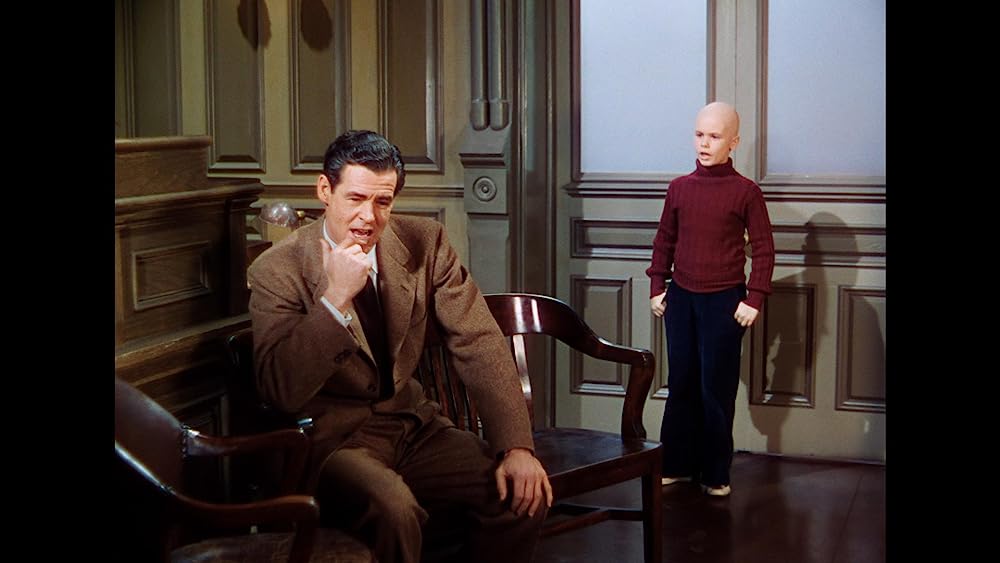 緑色の髪の少年の画像