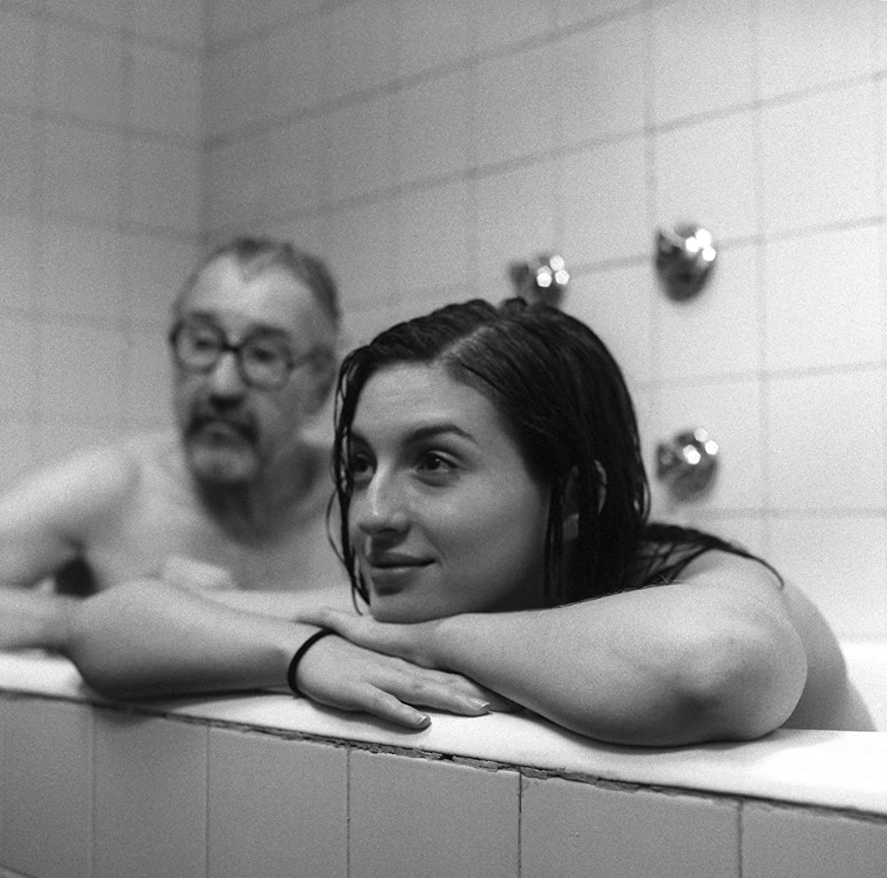 「バスルーム 裸の2日間」マリア・バルベルデの画像