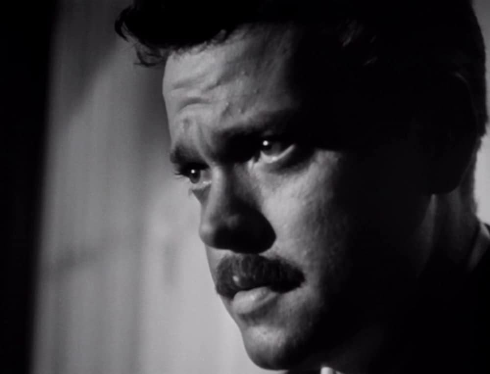 ストレンジャーの画像