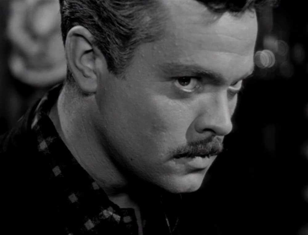 ストレンジャーの画像