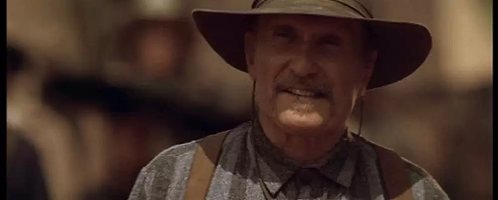 「ジェロニモ」ロバート・デュバル & スティーブ・リービス & ウェス・ステューディの画像