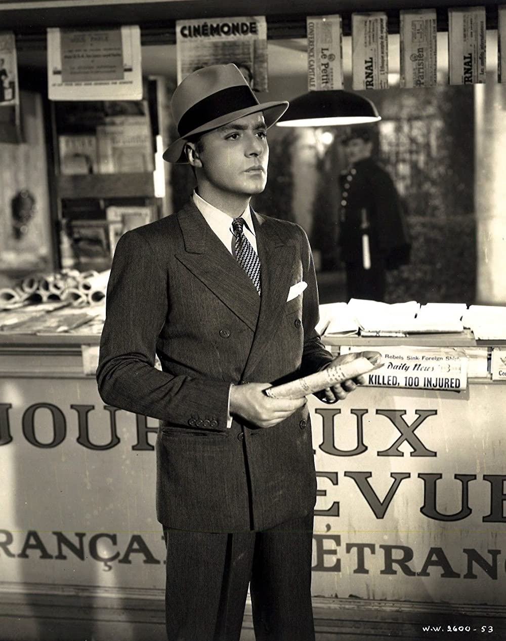 歴史は夜作られるの画像