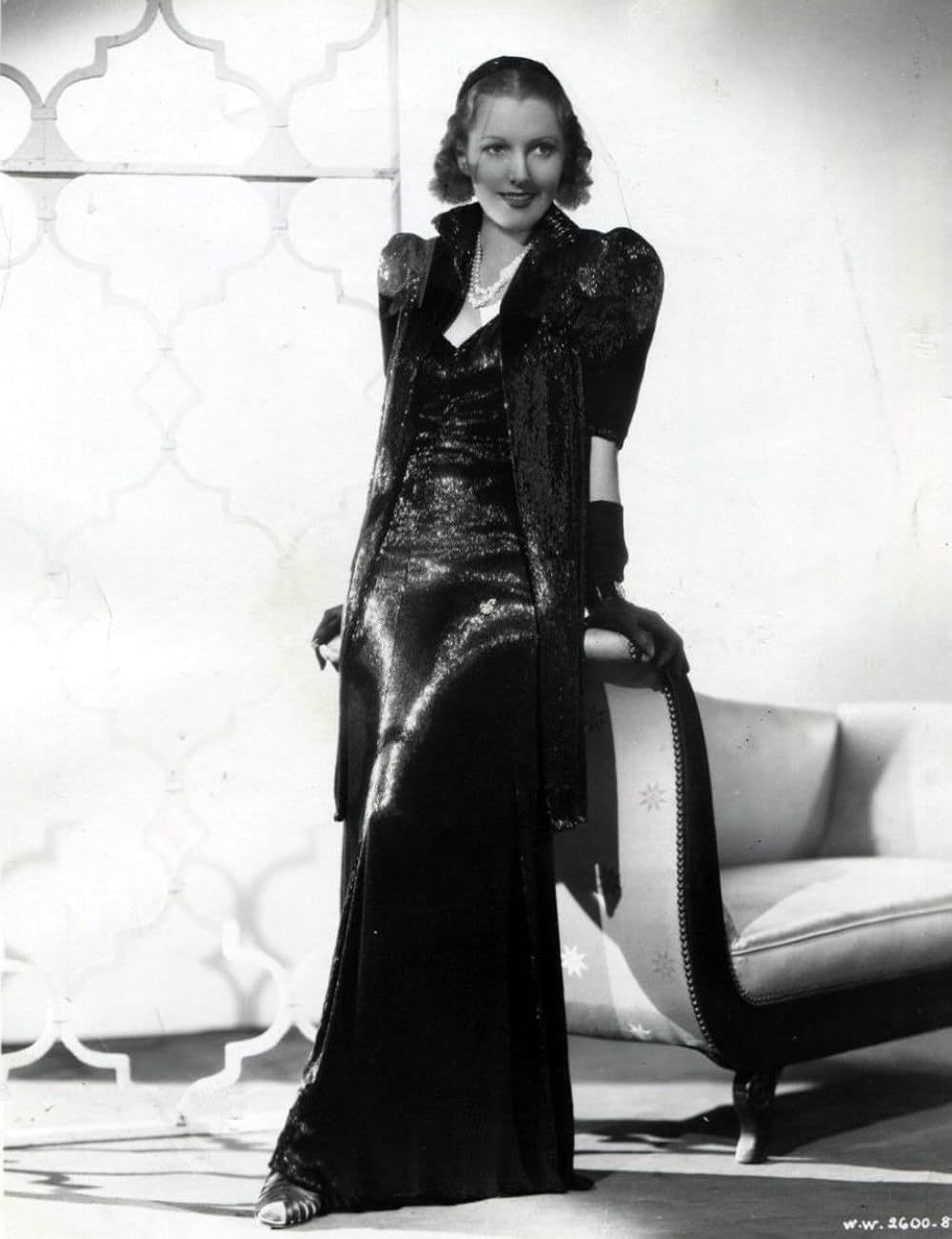 歴史は夜作られるの画像