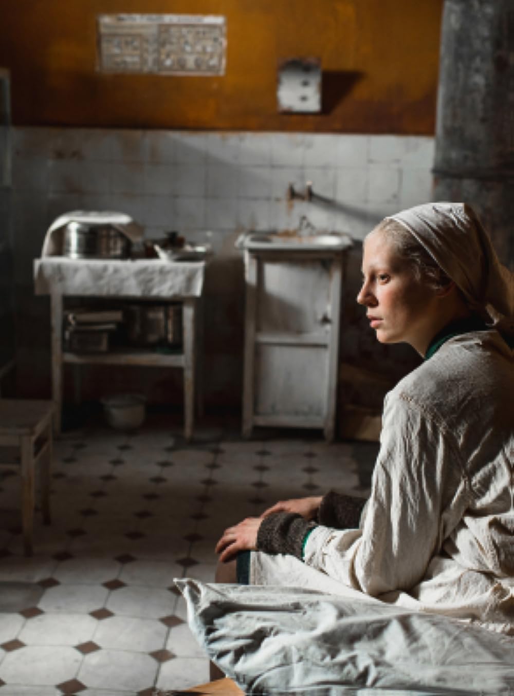 戦争と女の顔の画像