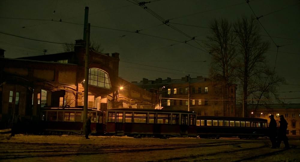 戦争と女の顔の画像