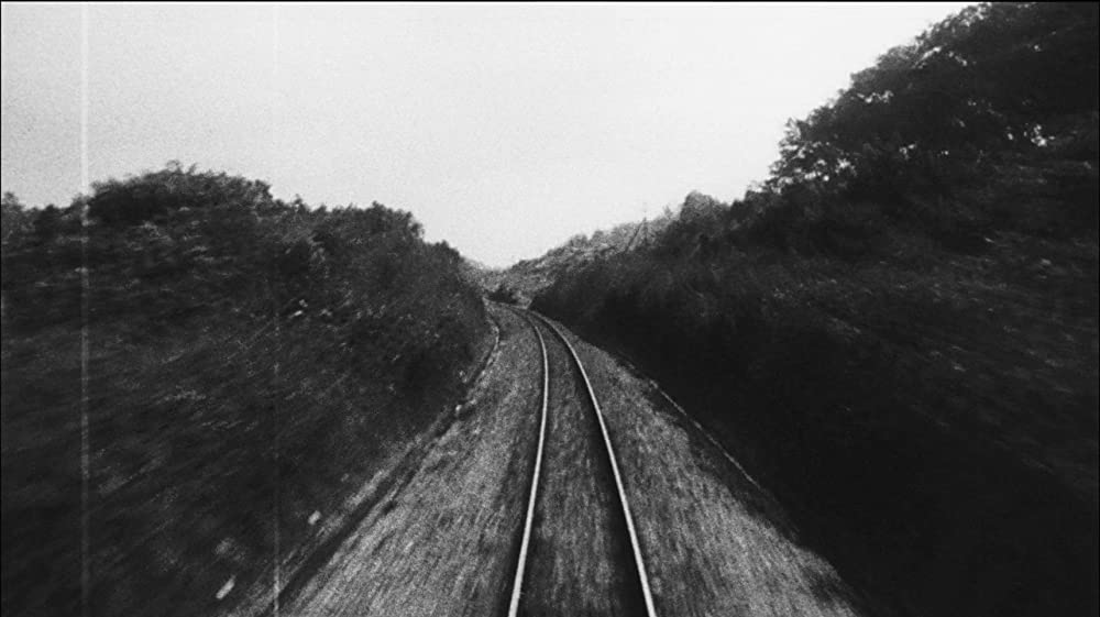 真昼の不思議な物体の画像