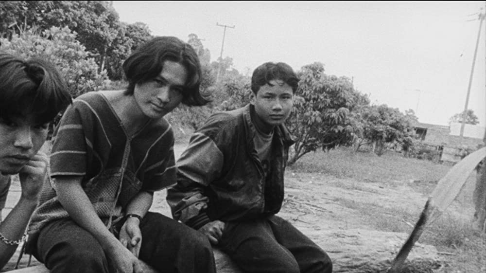 真昼の不思議な物体の画像