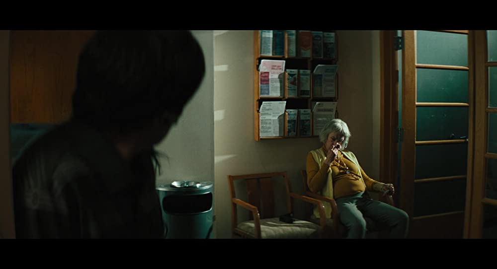 「エブリシング・エブリウェア・オール・アット・ワンス」ジェイミー・リー・カーティスの画像