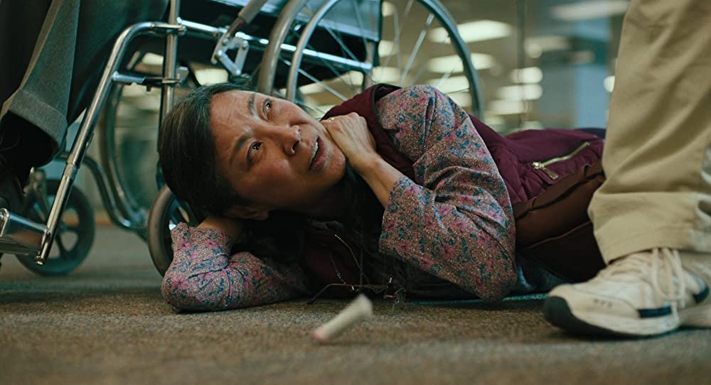 「エブリシング・エブリウェア・オール・アット・ワンス」ミシェル・ヨーの画像