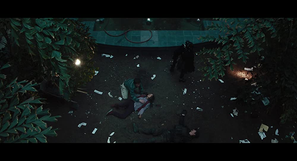 「エブリシング・エブリウェア・オール・アット・ワンス」ミシェル・ヨー & ジョナサン・キー・クァンの画像