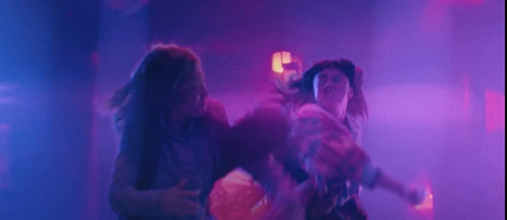 「エブリシング・エブリウェア・オール・アット・ワンス」ミシェル・ヨー & ステファニー・スーの画像