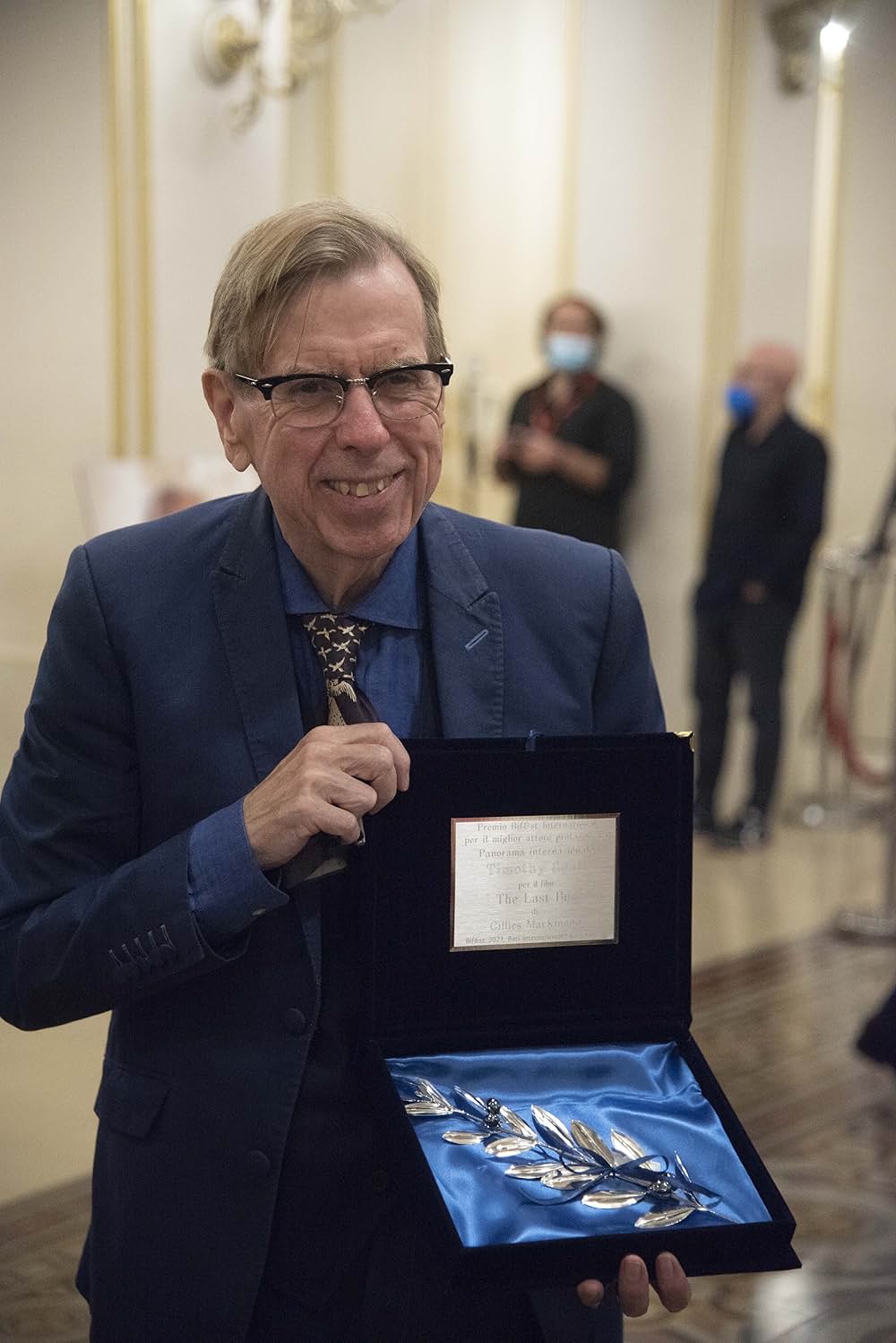 君を想い、バスに乗るの画像