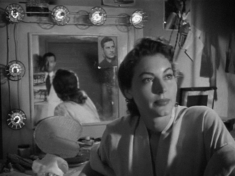 「賄賂」エバ・ガードナー & ロバート・テイラーの画像