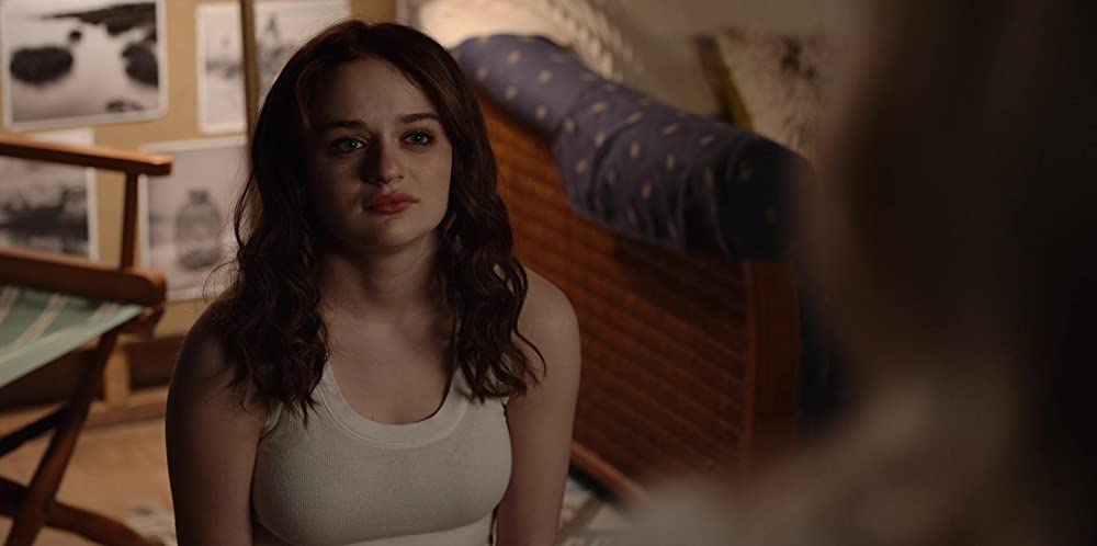 イン・ビトゥイーンの画像