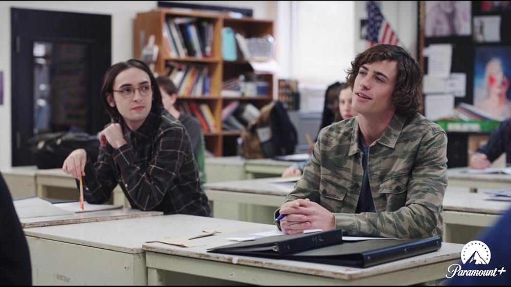 イン・ビトゥイーンの画像