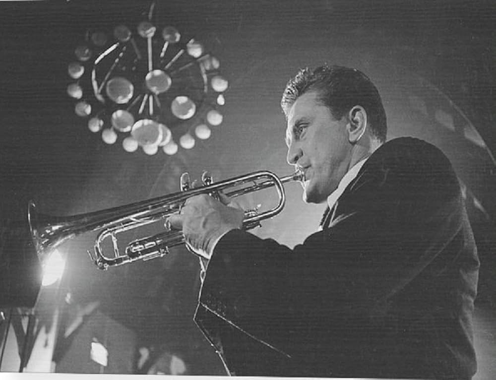 情熱の狂想曲（ラプソディ）の画像