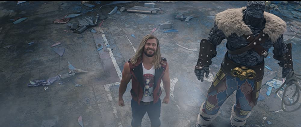 「ソー：ラブ＆サンダー」タイカ・ワイティティ & クリス・ヘムズワースの画像