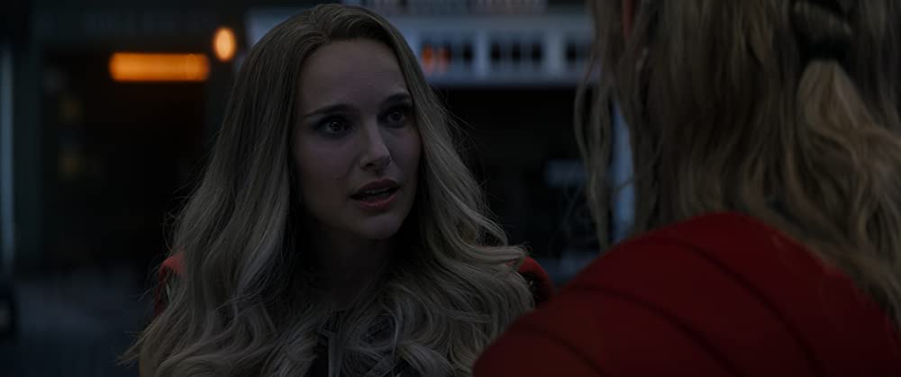 「ソー：ラブ＆サンダー」ナタリー・ポートマン & クリス・ヘムズワースの画像