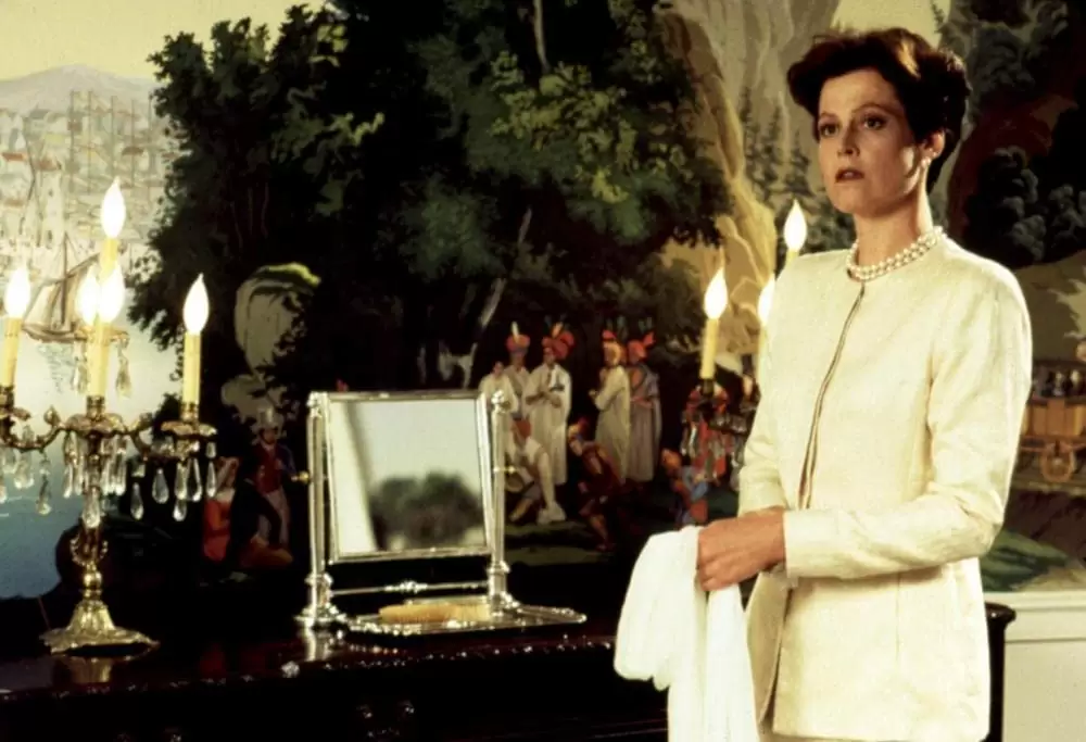 「デーヴ」シガニー・ウィーバーの画像