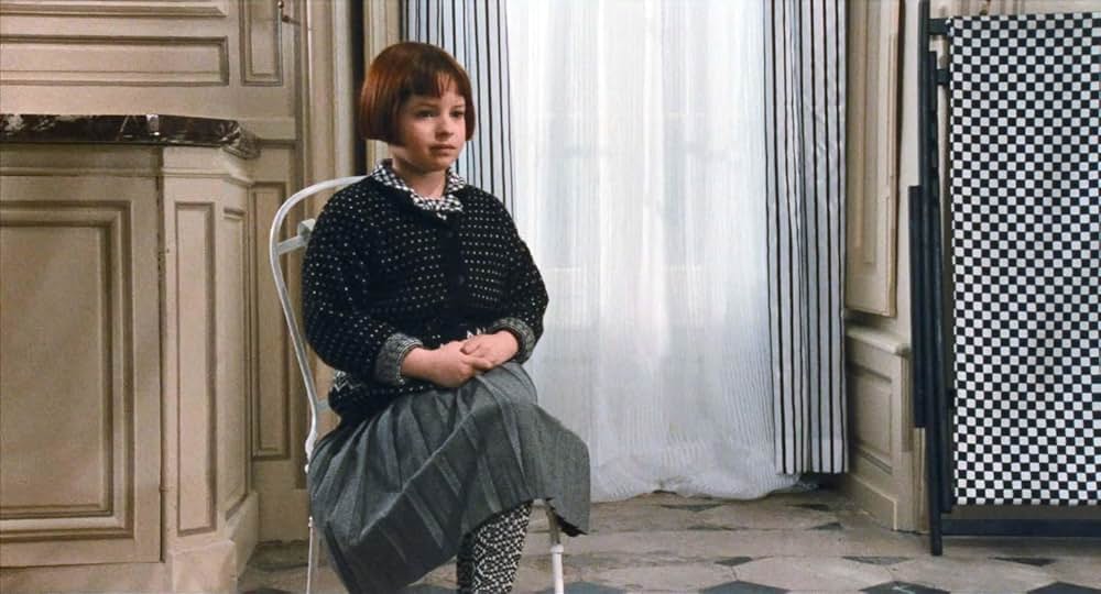 読書する女の画像