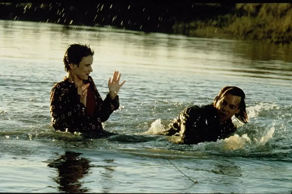 「ギルバート・グレイプ」ジョニー・デップ & ジュリエット・ルイスの画像