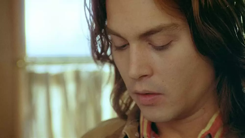 「ギルバート・グレイプ」ジョニー・デップの画像