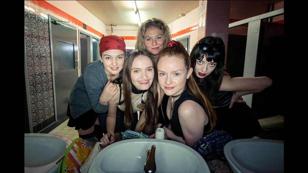 アワ・レディーズの画像