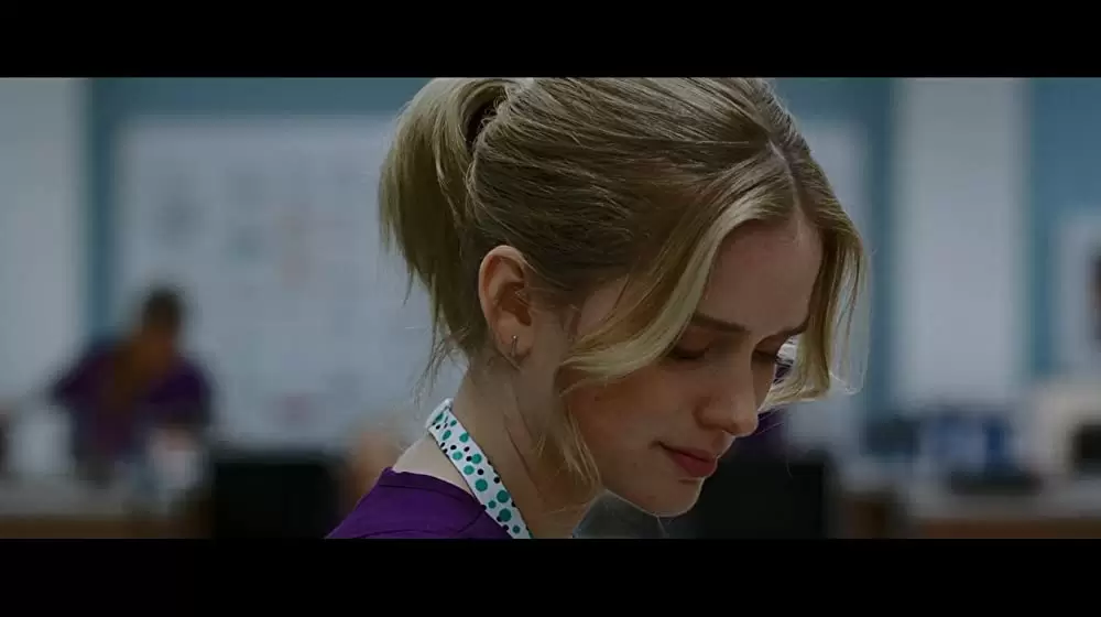 「カウントダウン」エリザベス・ライルの画像