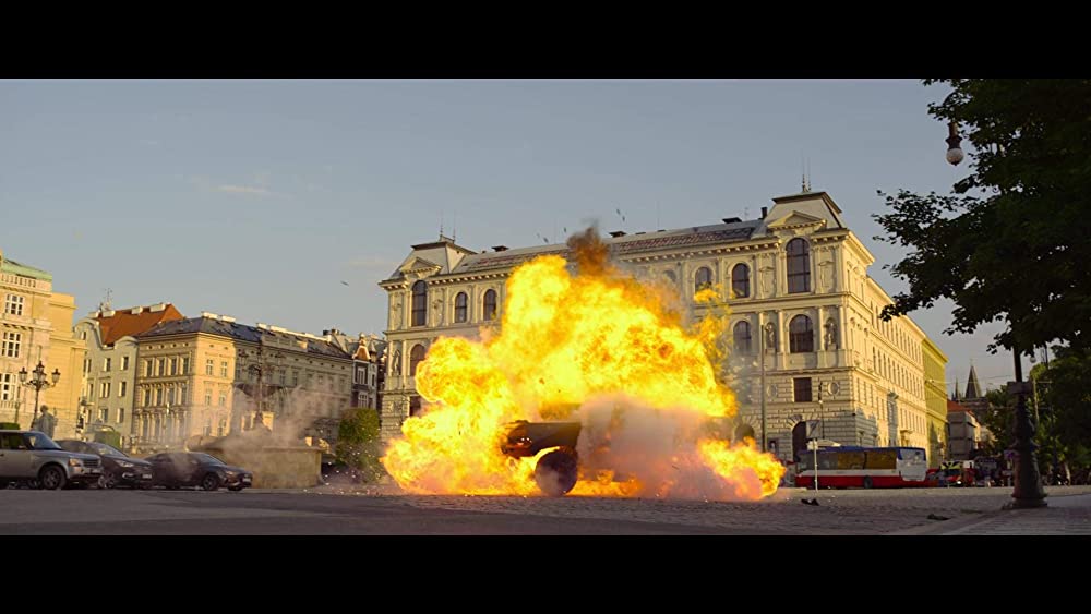 「グレイマン」の画像