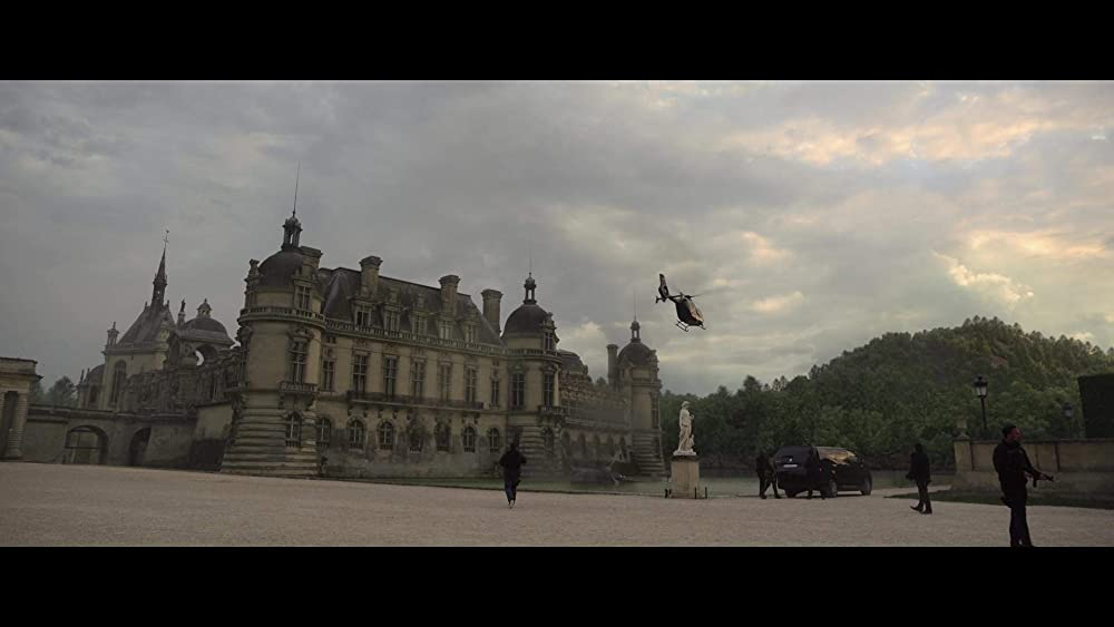 「グレイマン」の画像