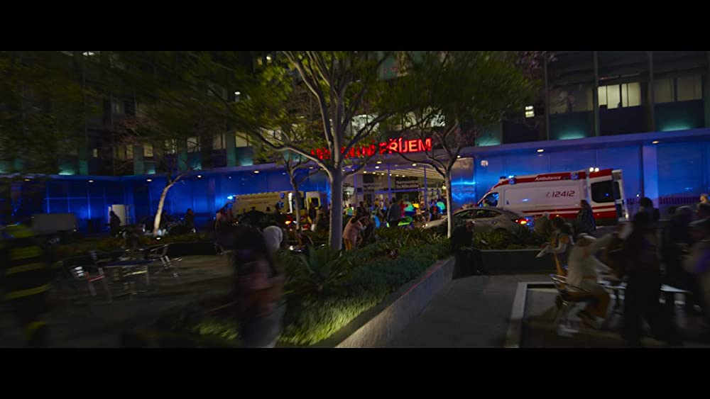 「グレイマン」の画像