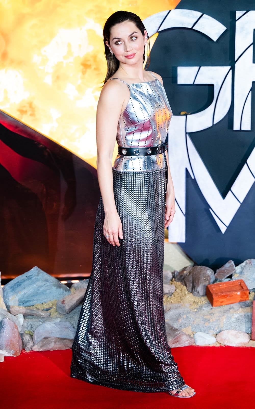 「グレイマン」の画像